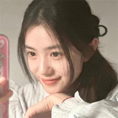 美女蛇岛求生
